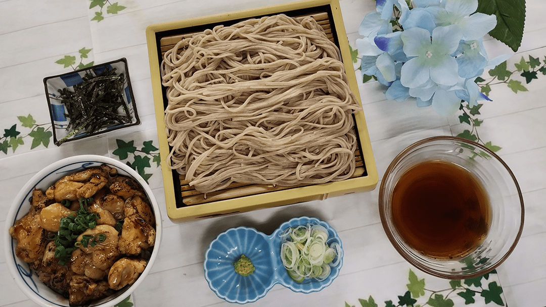 (温)常陸秋そば・炭火焼鳥丼セット