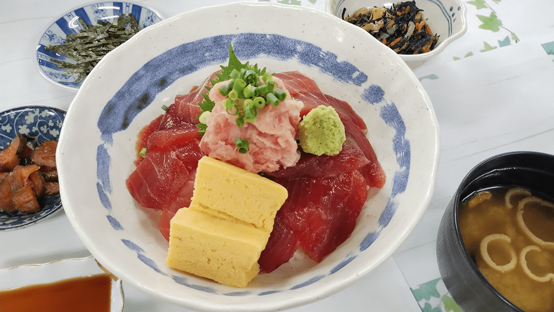 大バチ鮪の漬け丼