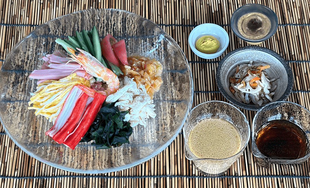 九彩の冷やし中華