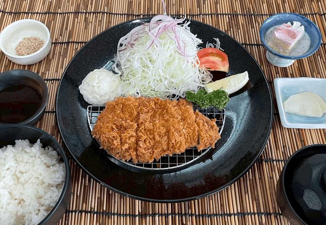 ロースカツ御膳