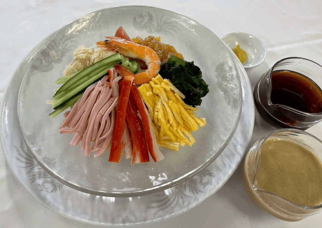 九彩の冷やし中華