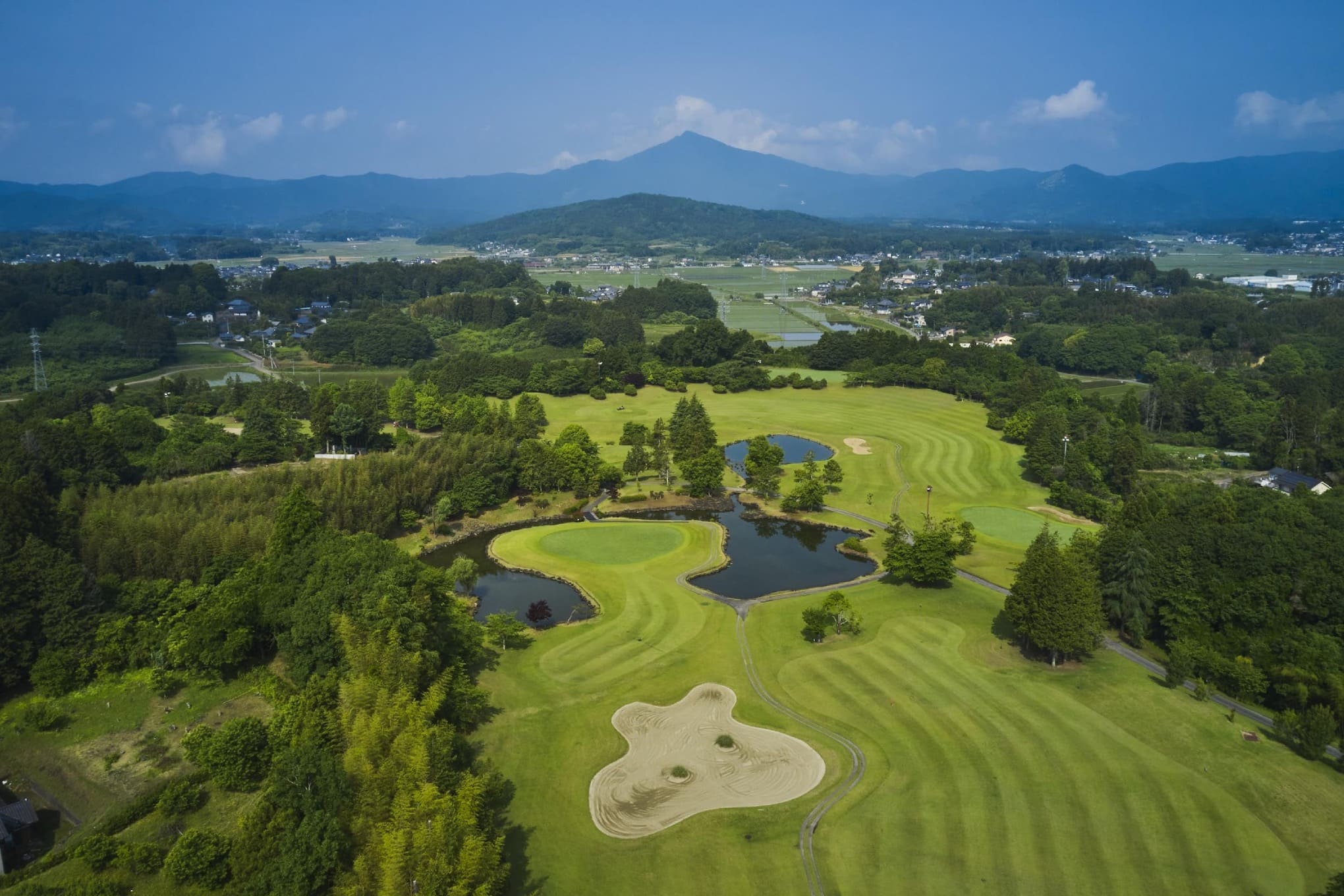 HOLE15