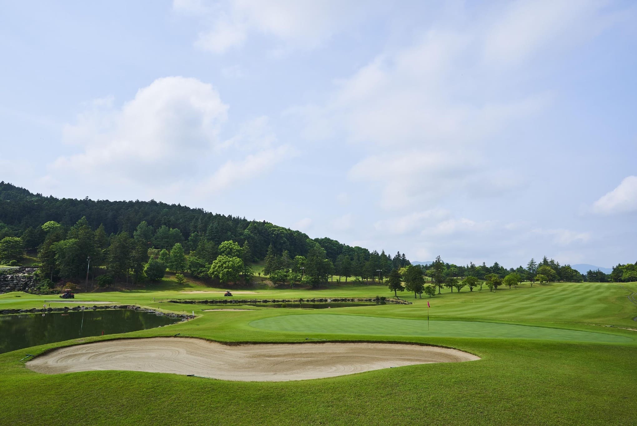 HOLE18